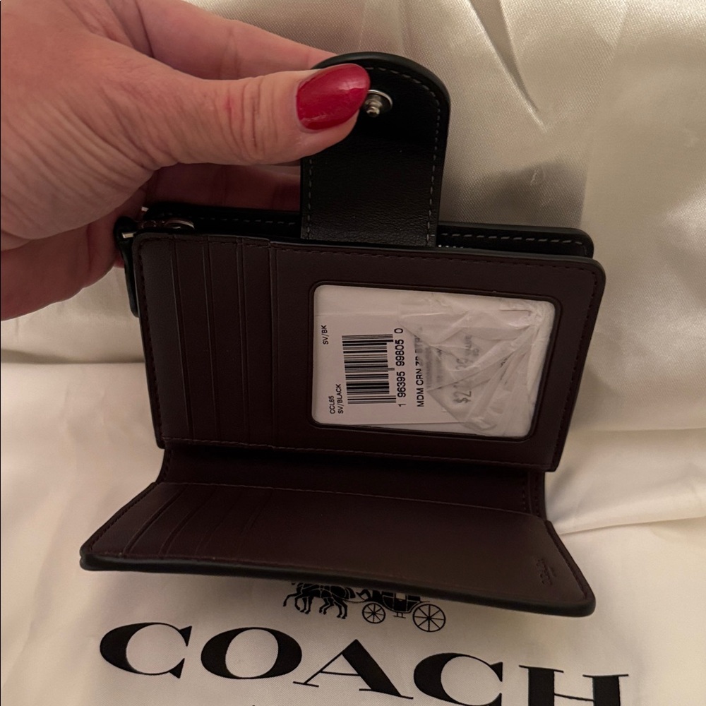 🖤🩶Coach NWT Medium Corner Zip Wallet With Silver‎ Sparkling Butterfly Print - Picture 8 of 8